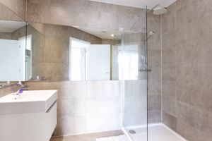 Master ensuite- click for photo gallery
